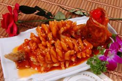The Squirrel-shaped Mandarin Fish