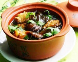 Shredded Chicken Stew With mushroom