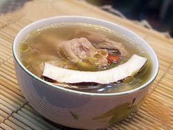 chicken soup cooked with coconut