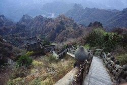 Autumn Scenery in Wudang Mountain