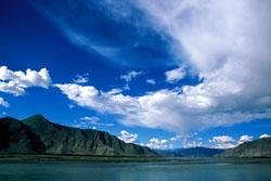 Shigatse Sunlight