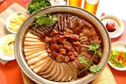 Lu Rou Huo Shao (pies with donkey meat)