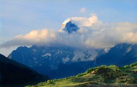The Four Girls Mountains