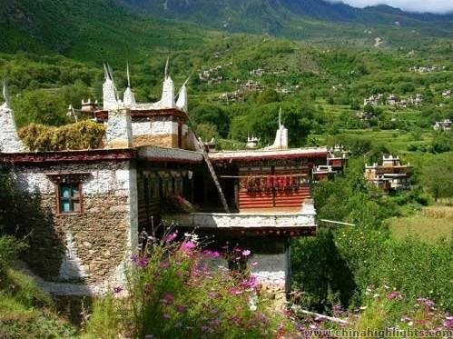 Danba Tibet Village