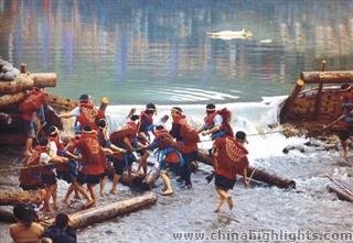 The Releasing Water Festival on Tomb Sweeping Day