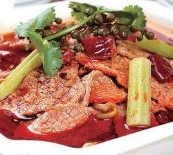 poached sliced beef in hot chili oil