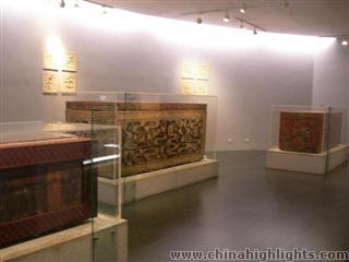 The Coffins of the Han Dynasty