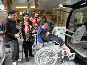 assistance for phsically challenged tourist in Hong Kong