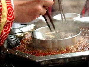 How to Survive a Chengdu Hotpot