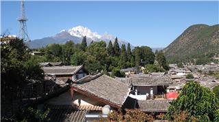 Lijiang Ancient Town and the Jade Dragon Snow Mountain