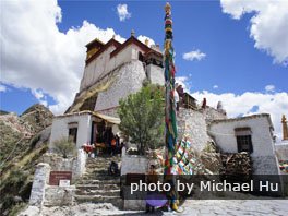 Yumbulagang Palace