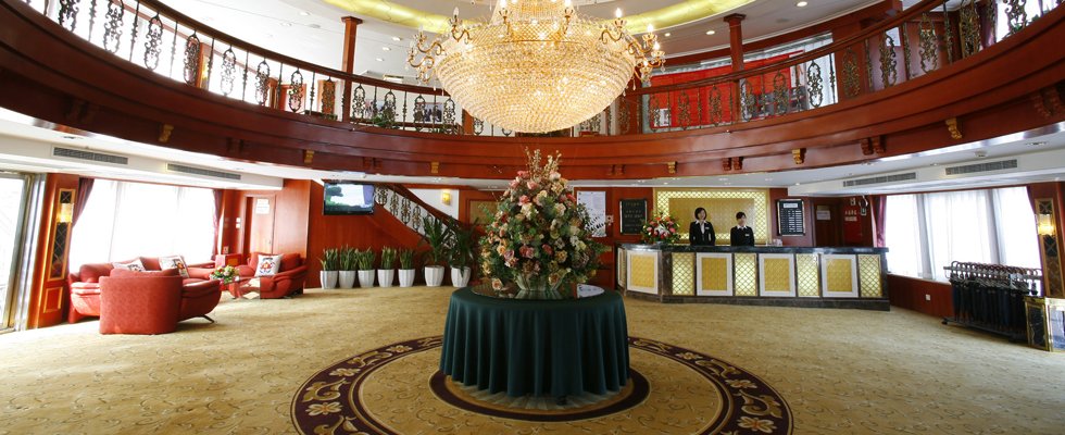 ch-lobby