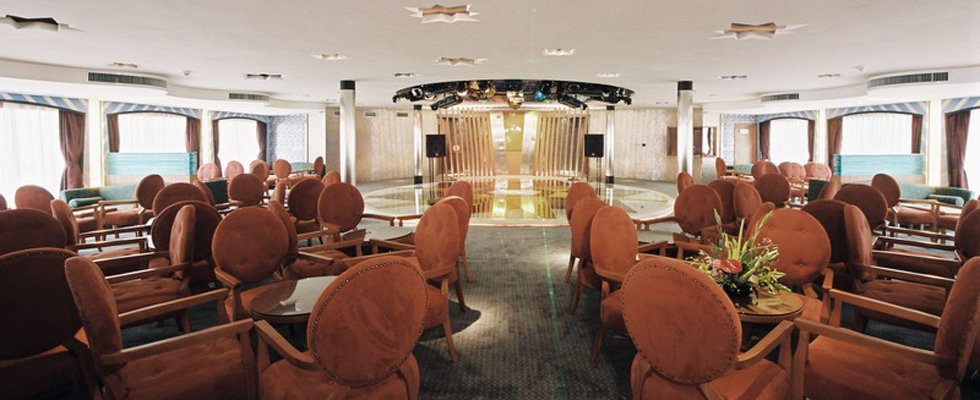 sun-enterainment-room