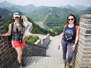 Enjoy a hassle-free tour with us.