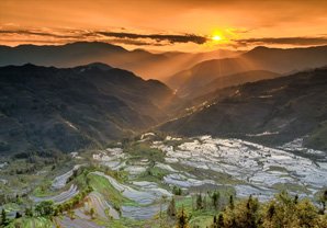 A spectacular sunset over Yuangyang Rice Terraces