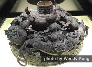 The exhibit in the Shanghai Museum