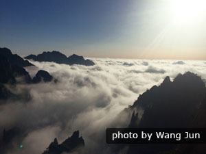 Visit Huangshan with us