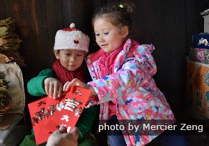 customs differences between Christmas and Chinese Spring Festival