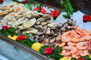 Enjoy a Large Seafood Feast in Shenzhen