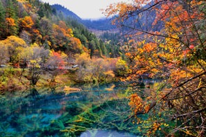 Jiuzhaigou in autumn