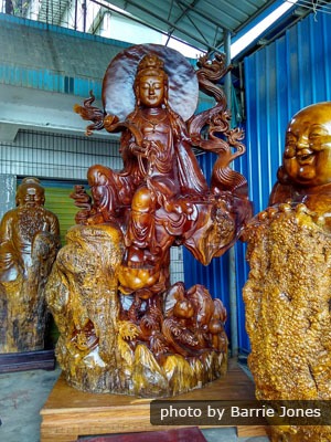 Guilin Woodcarving Of Guanyin