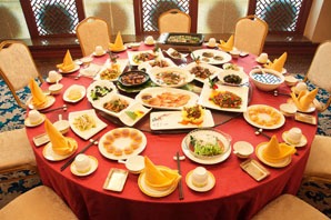 Dinning in Hong Kong