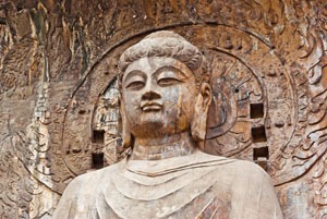 the Biggest Statue in Longmen Grottoes