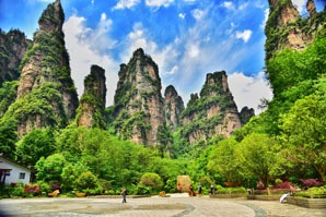 Day trip to Zhangjiajie National Forest Park