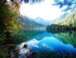 Scenic Tour to Jiuzhaigou and Huanglong