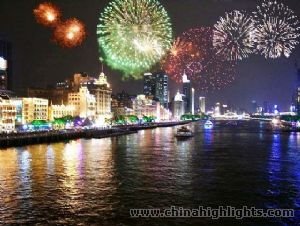 Beatiful sights around Pearl River at festivals Beatiful sights around Pearl River at festivals