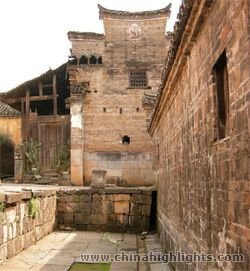Qin Family's Courtyard