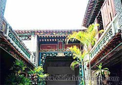 Tai Fu Tai in Suntin