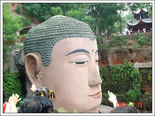 leshan-giant-buddha-002-b.jpg