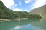 Basumtso Lake 