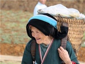 The Chinese Yi Ethnic Minority, History and Custom of Yi People