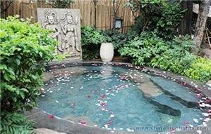 Enjoy a hot spring bath in Spring Soul Garden Spa & Resort