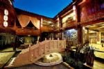 Lijiang Shishan House