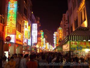 Beatiful sights around Pearl River at festivals Beatiful sights around Pearl River at festivals
