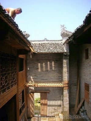 The Construction of Secret Garden