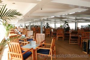 Sundeck Bar of Century Sun