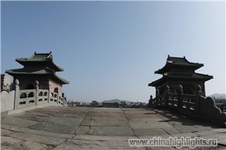 Храм Пяти Драконов