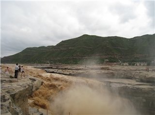 Водопад Хукоу