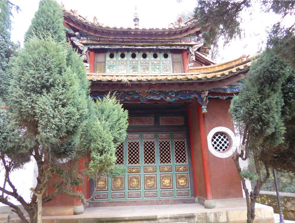 Kunming Qiongzhu Temple China Highlights