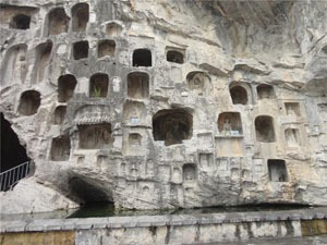 longmen grottoes