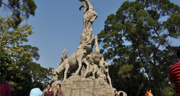 The statue of the five goats is in Yuexiu Park
