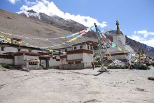 rongbuk monastery