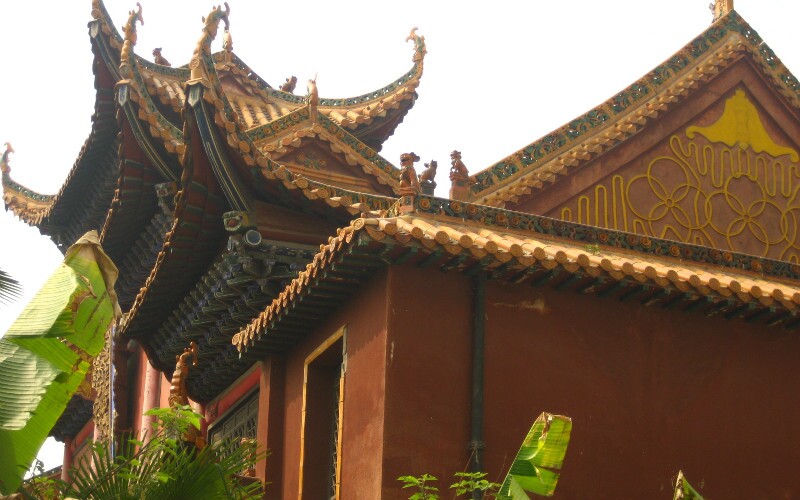  Guiyuan Buddist Temple 
