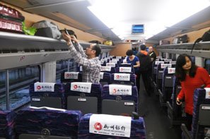 Portaequipajes encima de los asientos