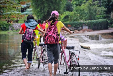 yangshuo in bici
