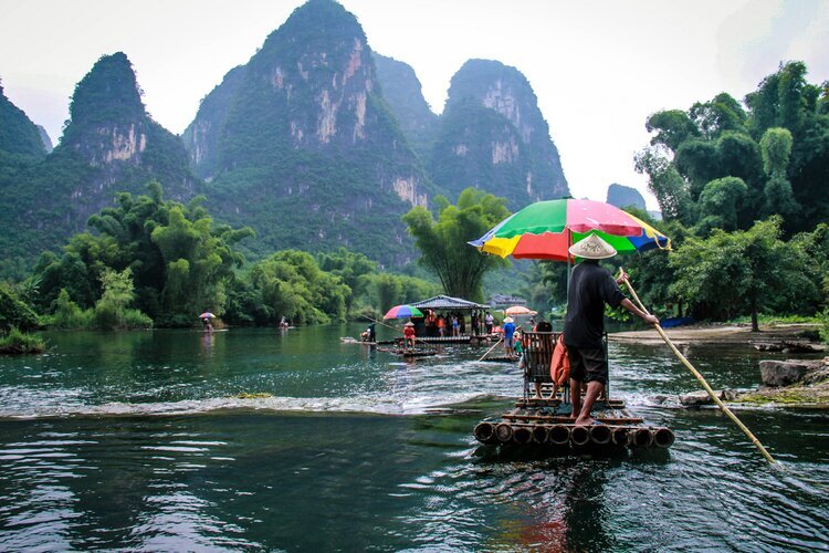 Yulong-Fluss